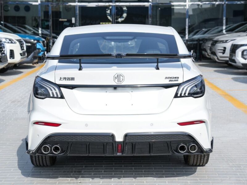 2025 MG 6 LUXURY 4 Cylinders Petrol Engine White Black Sedan Chinese Specs Automatic