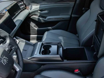 2026 BYD Qin L DM-i SUPER EDITION 210KM 1.5 Litres 4 Cylinders Hybrid Engine White Grey Sedan