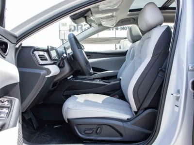 2026 BYD SEAL 06 PREMIUM Edition 210KM 1.5 Litres 4 Cylinders Hybrid Engine White Beige Sedan