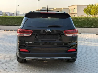 2016 Kia Sorento LX Premium 2.4L 4 Cylinders Petrol Engine Black Beige SUV GCC Specs Full Option