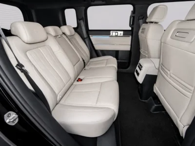 2025 BYD Leopard Titanium 7 4 Cylinders Plug-in Hybrid Engine Black White SUV Chinese Specs