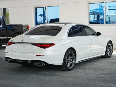 2022 Mercedes-Benz S580e 3.0 Litres Turbocharged 6 Cylinders Hybrid Engine White Black Sedan