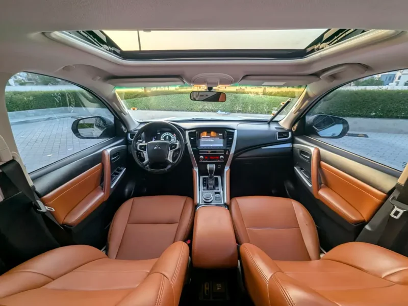 2022 Mitsubishi Montero Sport GLS 3.0L V6 Petrol Engine White Tan SUV GCC Specs Top Line 4WD