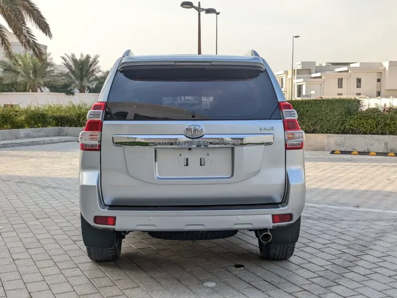 2016 Toyota Prado VXR 2.7 Litres 4 Cylinders Petrol Engine Silver Beige SUV GCC Specs Excellent Condition
