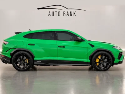 2024 Lamborghini Urus Performante 4.0L V8 Twin-Turbo Engine Green Black SUV Korean Specs