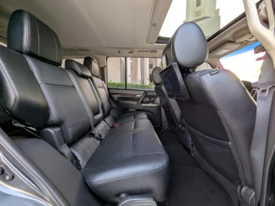 2017 Mitsubishi Pajero GLS Top Line 3.5 Litres 6 Cylinders Petrol Engine Grey Black SUV GCC Specs