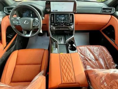 2026 Lexus LX 700h VIP 3.5 Litres V6 twin-turbo Hybrid Engine Black Tan SUV GCC Specs Automatic