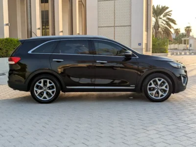 2016 Kia Sorento LX Premium 2.4L 4 Cylinders Petrol Engine Black Beige SUV GCC Specs Full Option