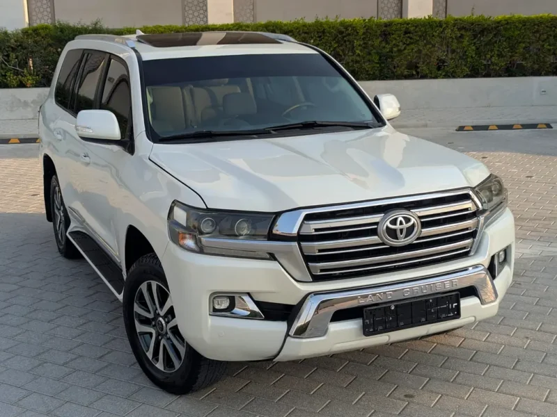 2020 Toyota Land Cruiser GXR 4.0 Litres V6 Petrol Engine White Beige SUV GCC Specs Excellent Condition