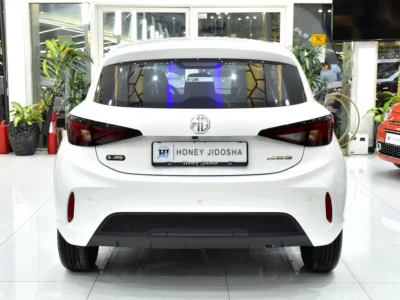 2025 MG MG3 Comfort 4 Cylinders Petrol Engine White Black Hatchback GCC Specs Automatic