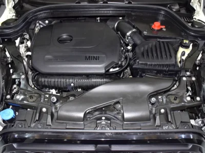 2022 MINI Cooper Cooper S 4 Cylinders Petrol Engine White Tan Hatchback GCC Specs Automatic