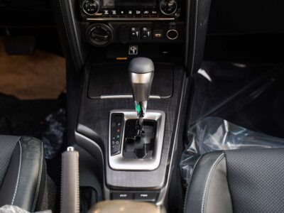 2026 Toyota Fortuner SR5 4.0 Litres 6 Cylinders Petrol Engine Grey Black SUV GCC Specs FULL OPTION