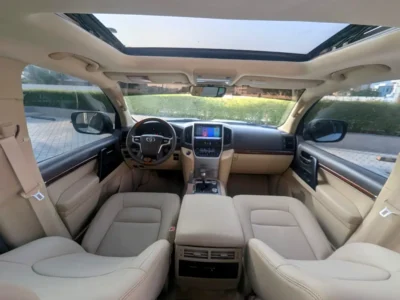 2020 Toyota Land Cruiser GXR 4.0 Litres V6 Petrol Engine White Beige SUV GCC Specs Excellent Condition