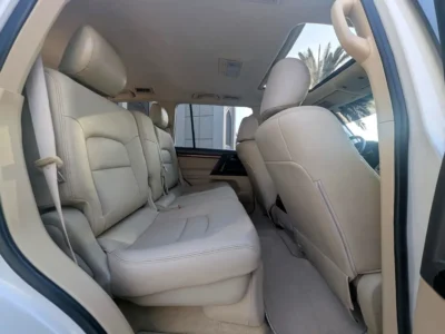 2020 Toyota Land Cruiser GXR 4.0 Litres V6 Petrol Engine White Beige SUV GCC Specs Excellent Condition