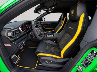 2024 Lamborghini Urus Performante 4.0L V8 Twin-Turbo Engine Green Black SUV Korean Specs