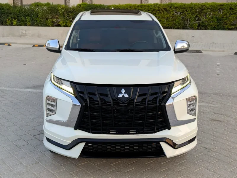 2022 Mitsubishi Montero Sport GLS 3.0L V6 Petrol Engine White Tan SUV GCC Specs Top Line 4WD