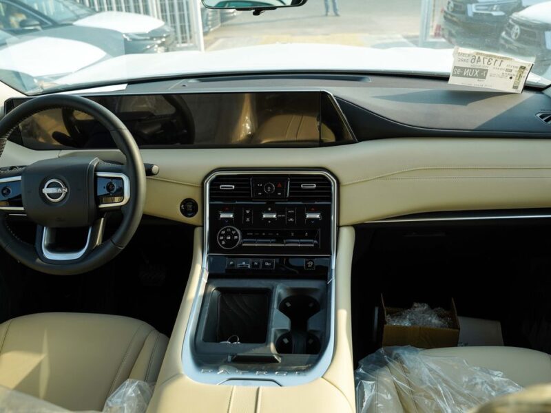 2026 Nissan Patrol LE T2 3.5-liter V6 twin-turbocharged Petrol Engine Green Beige SUV GCC Specs