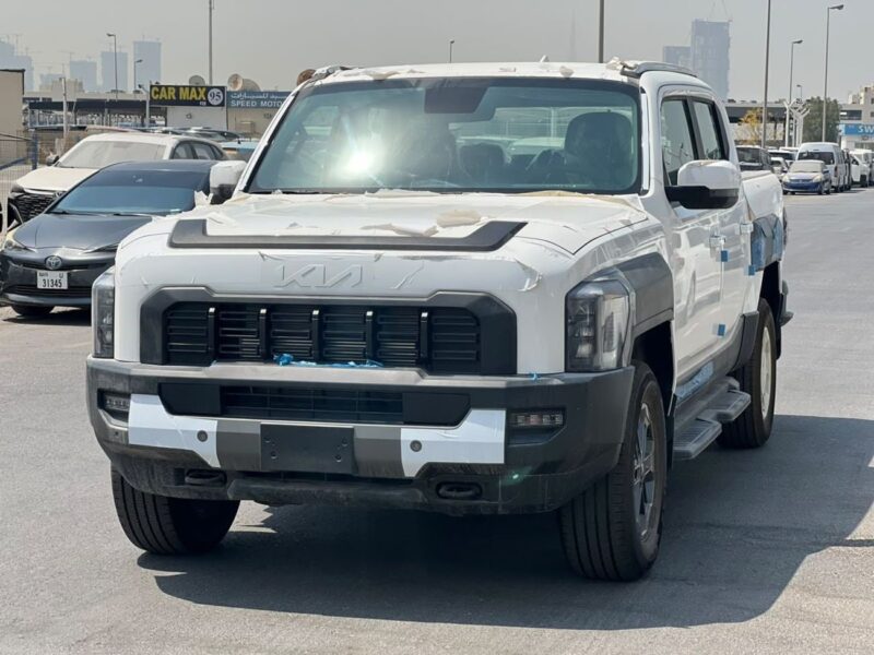2026 Kia Tasman EX 2.5 Litres 4 Cylinders Petrol Engine White Black Pickup Truck GCC Specs