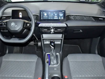 2025 MG MG3 Comfort 4 Cylinders Petrol Engine White Black Hatchback GCC Specs Automatic