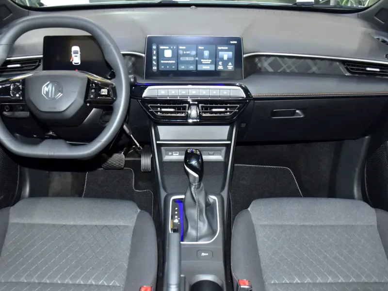 2025 MG MG3 Comfort 4 Cylinders Petrol Engine White Black Hatchback GCC Specs Automatic