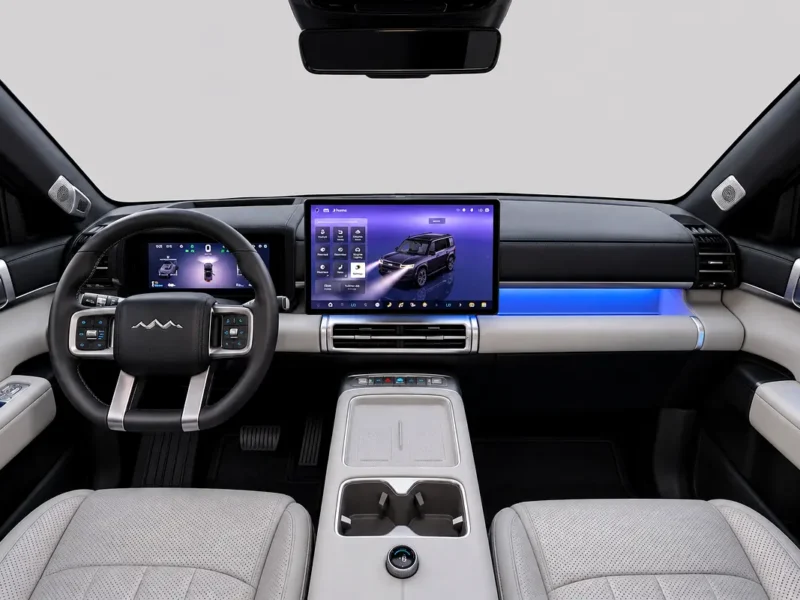 2025 BYD Leopard Titanium 7 4 Cylinders Plug-in Hybrid Engine Black White SUV Chinese Specs