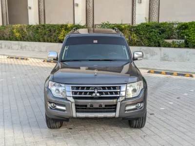 2017 Mitsubishi Pajero GLS Top Line 3.5 Litres 6 Cylinders Petrol Engine Grey Black SUV GCC Specs