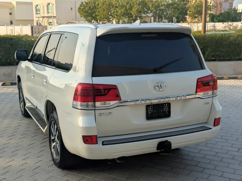 2020 Toyota Land Cruiser GXR 4.0 Litres V6 Petrol Engine White Beige SUV GCC Specs Excellent Condition