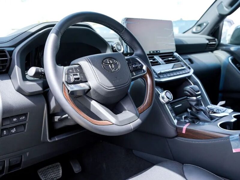 2026 Toyota Land Cruiser VXR Automatic 4.0 Litres 6 Cylinders Petrol Engine Black-Black SUV GCC Specs