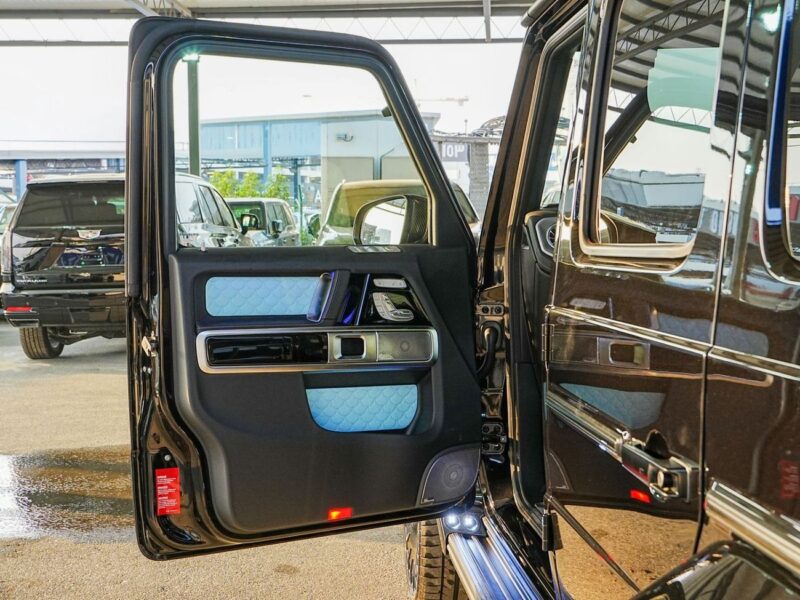 2025 Mercedes-Benz AMG G63 Brabus 800 4.0-liter twin-turbocharged V8 Petrol Engine Black Blue SUV