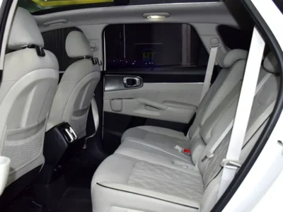 2023 Kia Sorento DLX 6 Cylinders Petrol Engine White Beige SUV GCC Specs Automatic