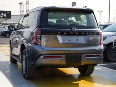 2026 Nissan Patrol LE T2 3.5-liter V6 twin-turbocharged Petrol Engine Grey Beige SUV GCC Specs