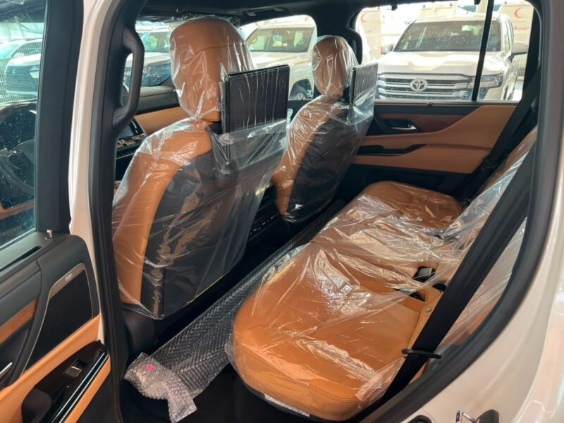 2026 Lexus LX600 SIGNATURE 3.5 Litres Twin-Turbo V6 Petrol Engine White Tan SUV GCC Specs