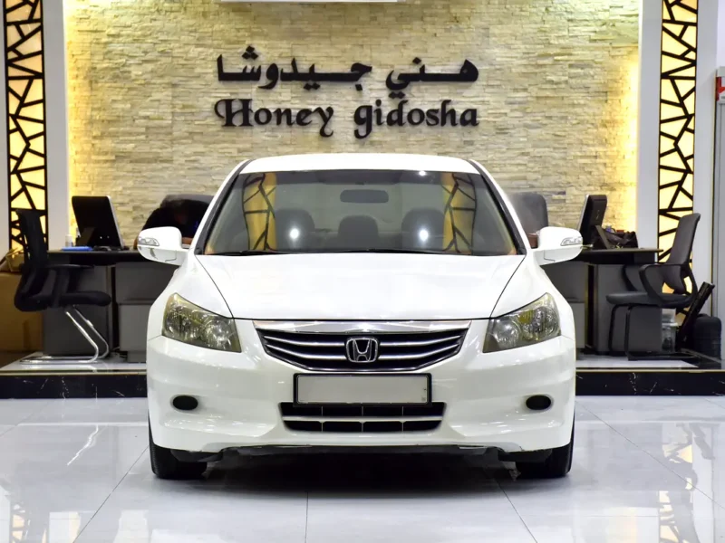 2012 Honda Accord EX 4 Cylinders Petrol Engine White Beige Sedan GCC Specs Automatic