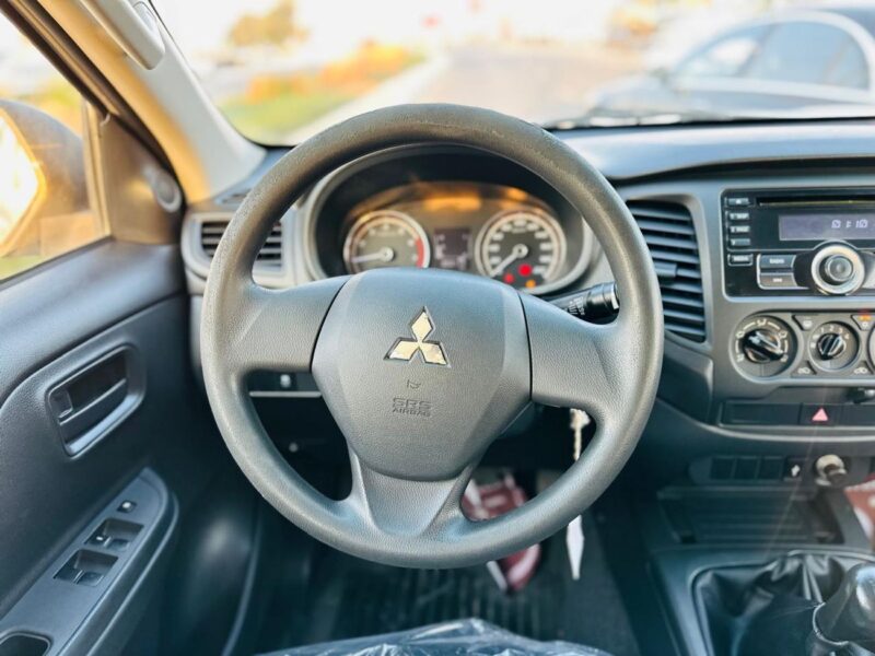 2019 Mitsubishi L200 GL 2.4 Litres 4 Cylinders Petrol Engine White Black Pickup Truck GCC