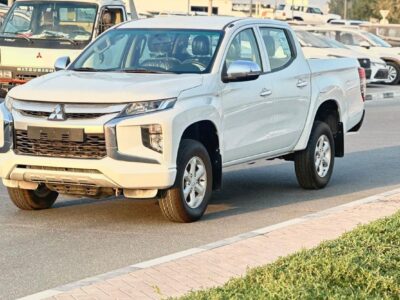 2019 Mitsubishi L200 GL 2.4 Litres 4 Cylinders Petrol Engine White Black Pickup Truck GCC