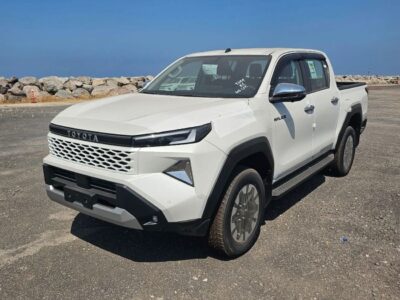2027 Toyota Hilux MID OPTION 4.0 Litres 6 Cylinders Petrol Engine White Orange Pickup Truck