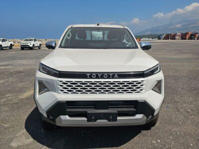 2027 Toyota Hilux MID OPTION 4.0 Litres 6 Cylinders Petrol Engine White Orange Pickup Truck