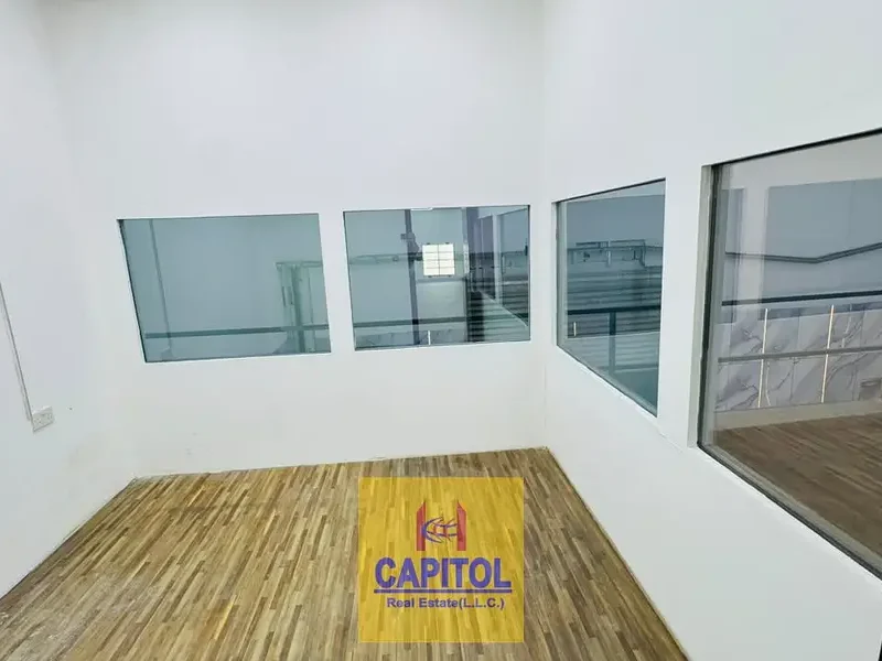 4,950 sqft Al Quoz 3 Direct From Owner Ready to Move in Commercial warehouse Available