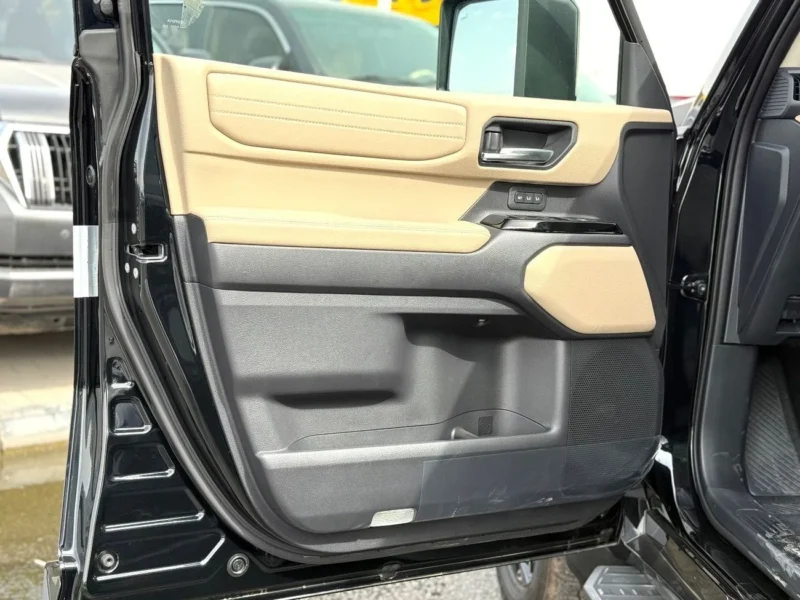 2026 Toyota Prado VXR LUXURY 2.4 Litres 4 Cylinders Petrol Engine Black Beige SUV GCC Specs