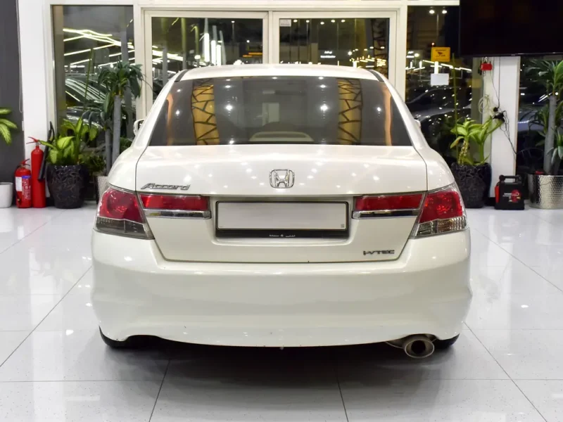 2012 Honda Accord EX 4 Cylinders Petrol Engine White Beige Sedan GCC Specs Automatic