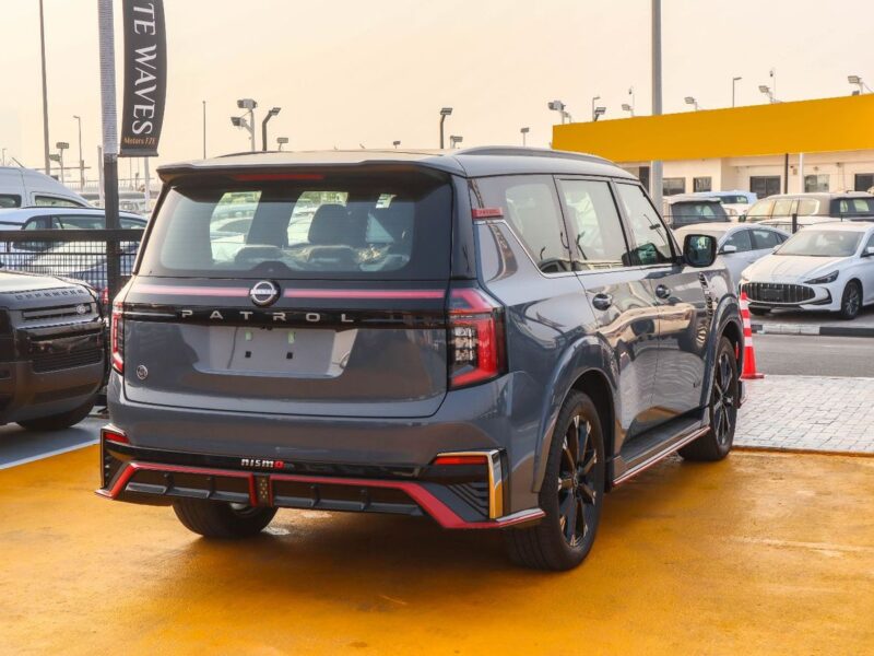 2026 Nissan Patrol NISMO 3.5L 6 Cylinders TWIN TURBO Petrol Engine Stealth Grey Red SUV GCC Specs