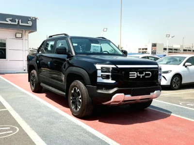 2026 BYD Shark 6 4 Cylinders Plug-in Hybrid Engine Black Pickup Truck Chinese Specs