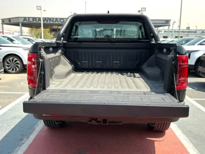 2026 BYD Shark 6 4 Cylinders Plug-in Hybrid Engine Black Pickup Truck Chinese Specs