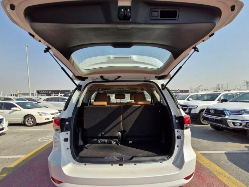 2025 Toyota Fortuner EXR 2.7 Litres 4 Cylinders Petrol Engine White Brown SUV GCC Specs