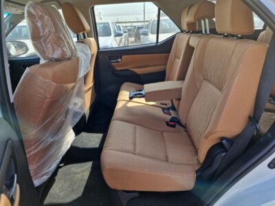 2025 Toyota Fortuner EXR 2.7 Litres 4 Cylinders Petrol Engine White Brown SUV GCC Specs