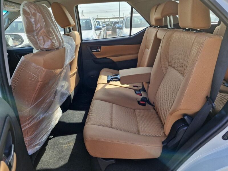 2025 Toyota Fortuner EXR 2.7 Litres 4 Cylinders Petrol Engine White Brown SUV GCC Specs