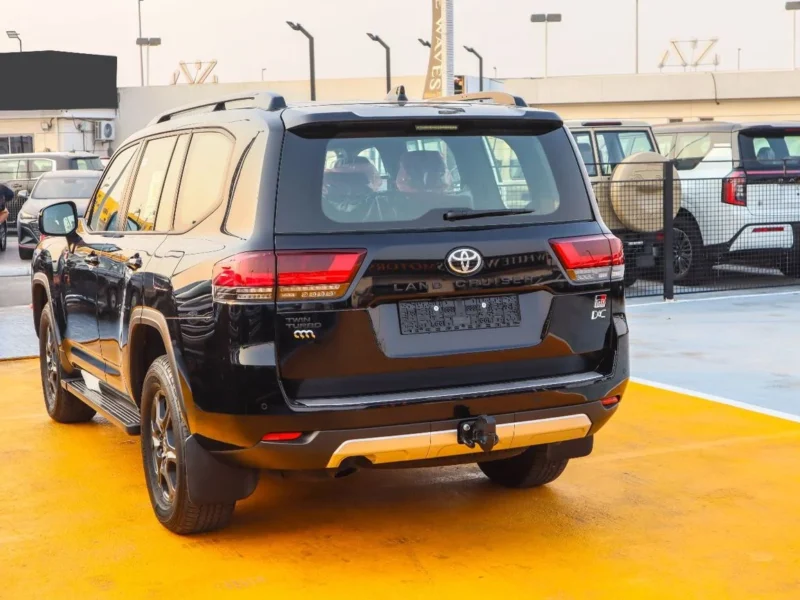 2026 Toyota Land Cruiser GR SPORT 3.5 Litres 6 Cylinders Petrol Engine Black Red SUV GCC Specs
