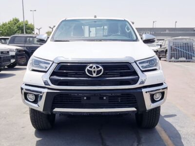 2026 Toyota Hilux SR5 2.4L 4 Cylinders DIESEL Engine White Red Pickup Truck 4X4 Automatic