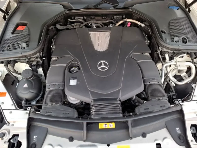 2017 Mercedes-Benz E-Class E400 4MATIC 6 Cylinders Petrol Engine White Beige Sedan Automatic