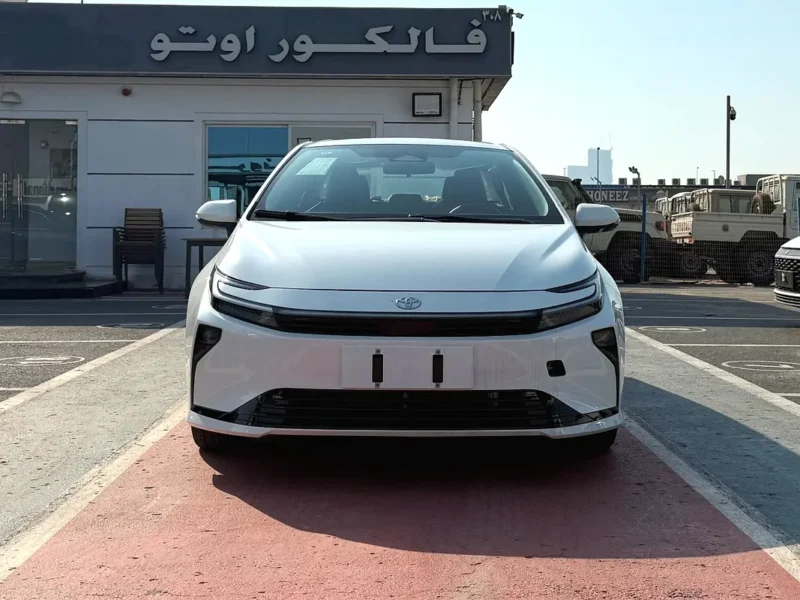 2026 Toyota Corolla 4 Cylinders Petrol Engine White Black Sedan Chinese Specs Excellent Condition